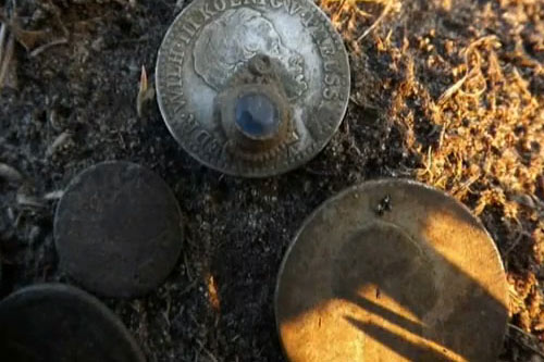 Поиск монет с помощью металлоискателя