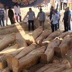 В Египте найдено более двадцати саркофагов с мумиями жрецов